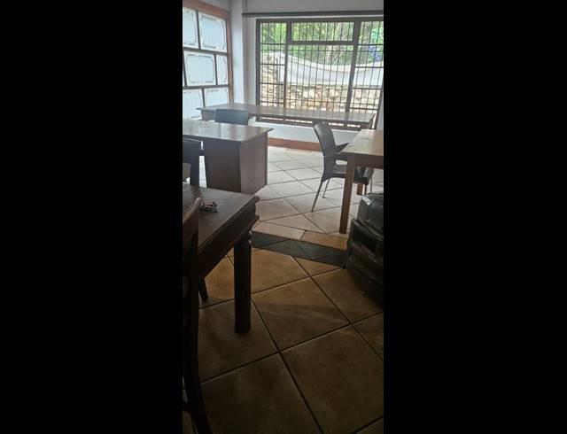 3 BEDROOM HOUSE FOR SALE IN KENSINGTON